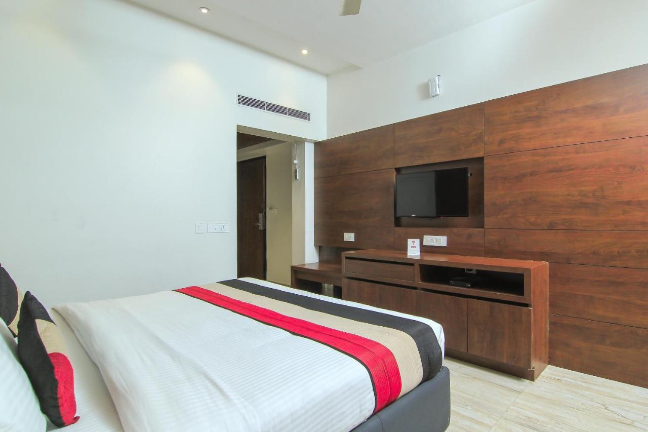 Oyo 1358 Hotel Crossroad Lucknow Exterior foto